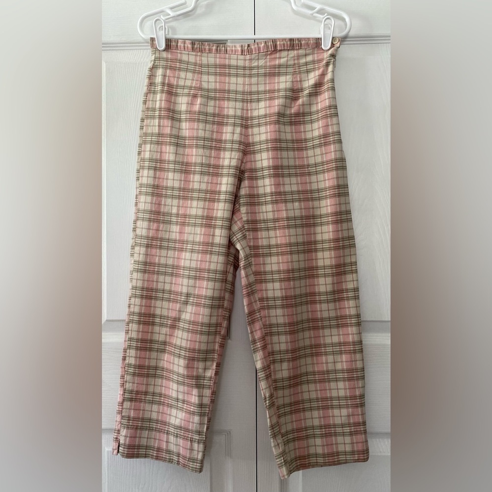 White Stag Women’s Capris Size 6